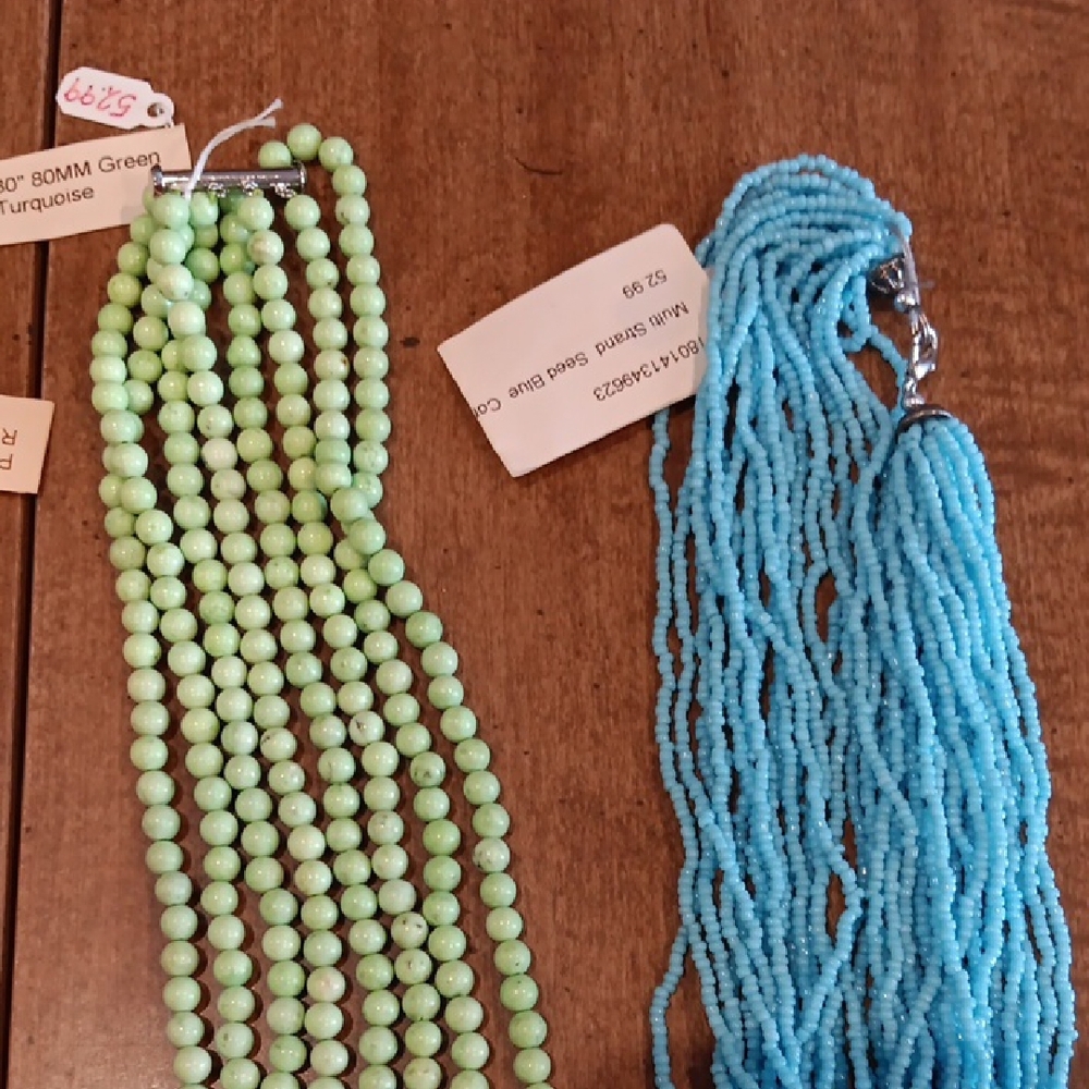 Colorful Beaded Necklace Set - Picture 3 of 8